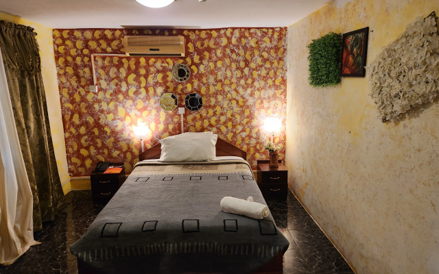 Alexander Plaza Ltd Hotel