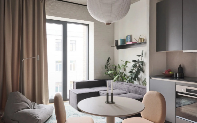 Апартаменты с панорамными окнами в центре Васильевского острова.