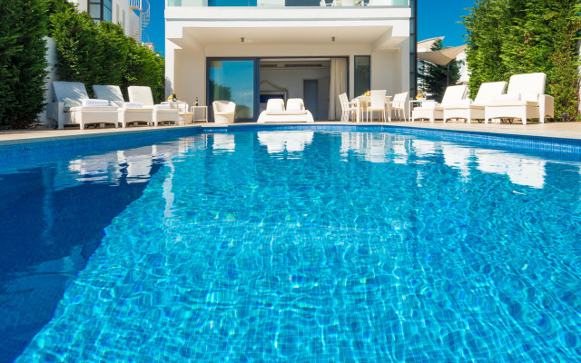 Lombardi Villa