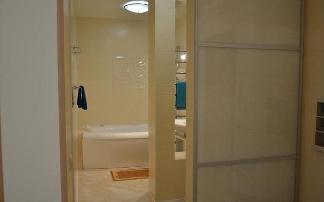 Kvartal Na Nedelina Polustudiya Apartments