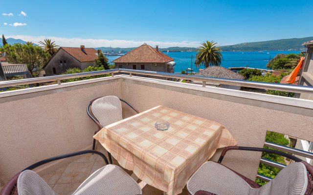 Rosic Tivat Apart-Hotel