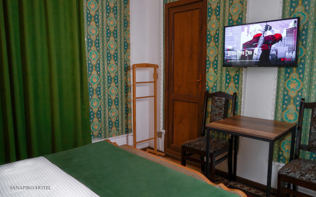 Sanapiro Hotel