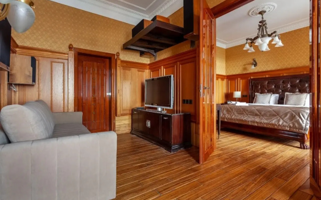 Apartamenty  Roskoshnye s Balkonom i Vidom na Kreml'
