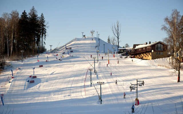 Загородный отель "Tseleevo Club & Resort"