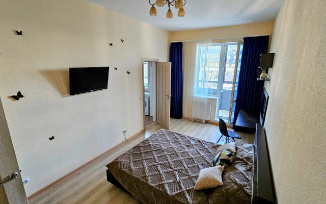 Квартира Большая евротрешка 80кв с двумя санузлами и огромной лоджией