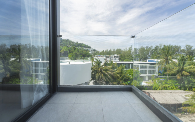 Beachfront 1501 2BR at Wyndham Naithon Phuket Apartments