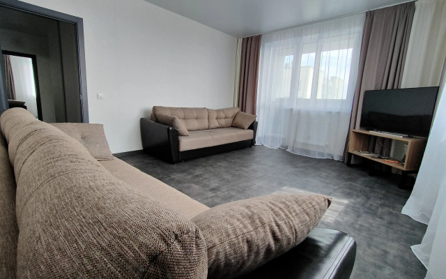 Stilnaya 2-Komn Kvartira Ryadom s Akvaparkom Apartments
