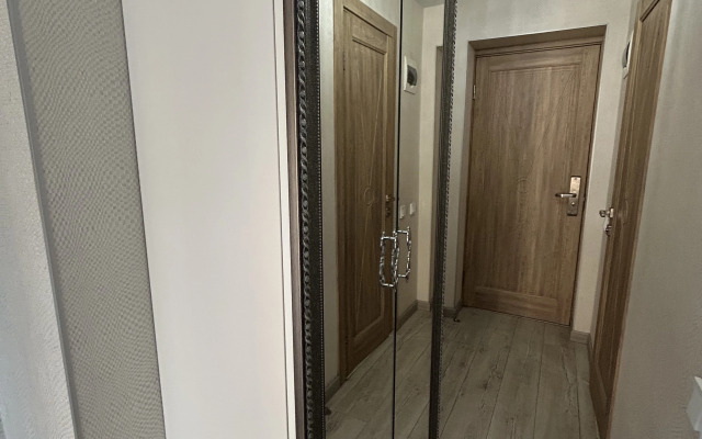 U Morya, Kruiz Lenina 219/5 Apartments