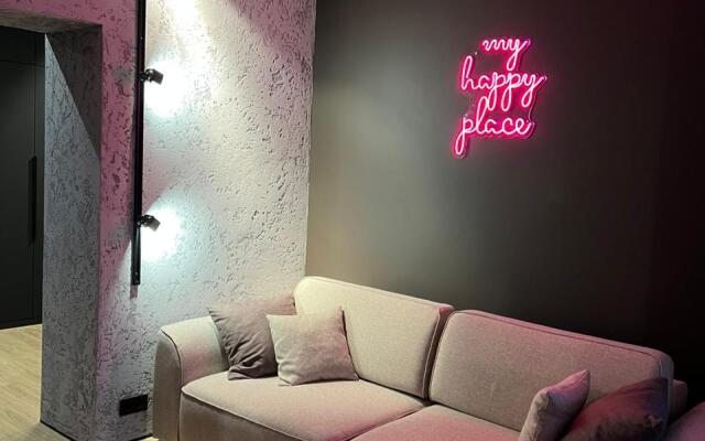 Dizaynerskaya v stile Loft Flat