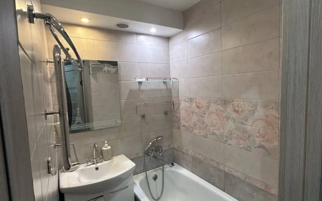 Апартаменты 2-к на Кавалерийской 52