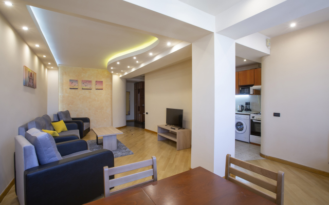 Umba Apartment N4 - with balcony and Mount Ararat view Apartments