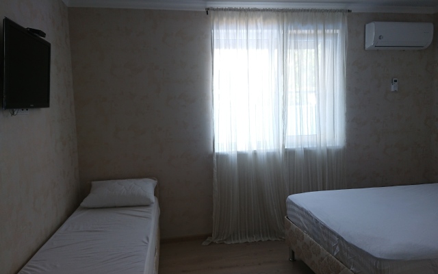 Rich Guest House