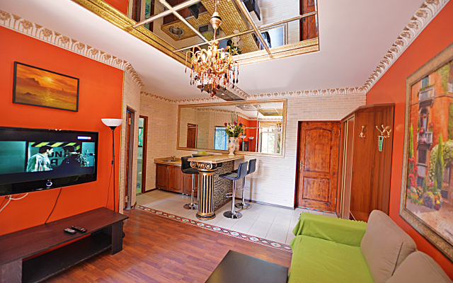 Malibu Guest House