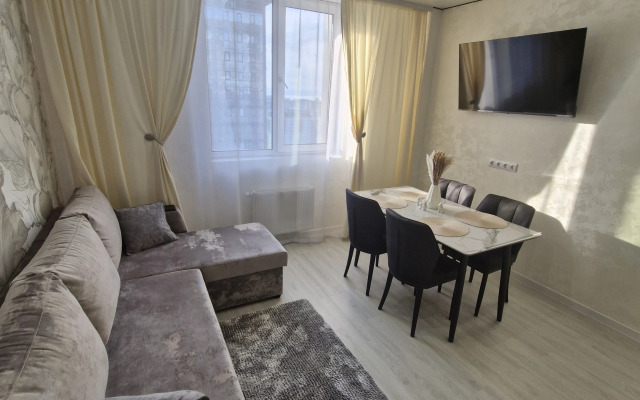 Квартира с видом на Амурский залив