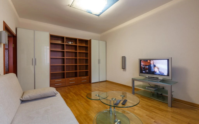 Квартира от компании Хоум Отель на Садовой 69