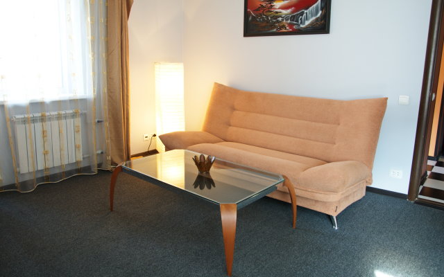 Na Demonstratsii 8 Apartments