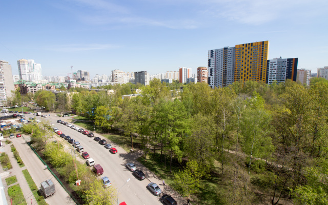 Na Molodogvardeyskoy 34 Apartment