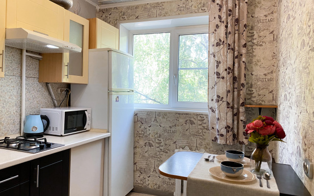 Апартаменты Красивая Двухкомнатная Квартира на 6 спальных мест