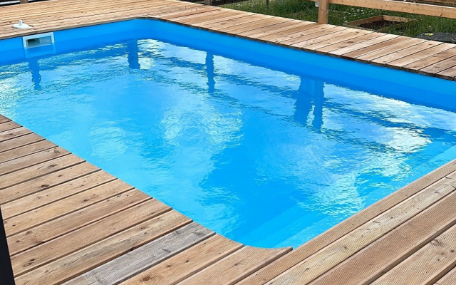 Частный дом с Теплым Бассейном и Банькой