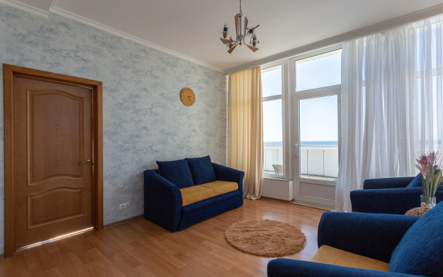 Квартира трехкомнатная с видом на море