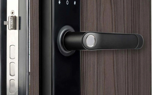 Апартаменты Grand SW apartment. Просторные апартаменты в центре города до 7 гостей