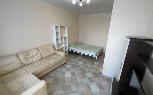 Yasny Bereg 3, 5 etazh Flat