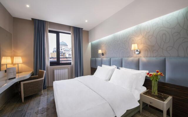 Отель Crystal Hotel Belgrade