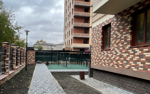 2shka studija s shikarnim vidom na gorod u reki  Apartments