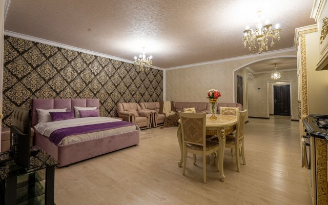 5 Zvezd na Ulitse Shamilya Dzhikaeva 5A Flat