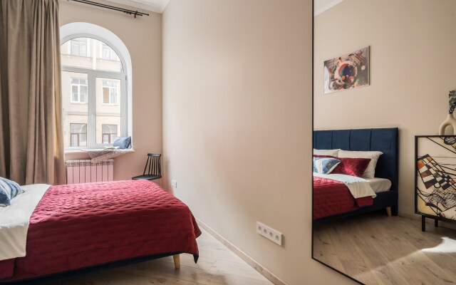 Квартира Трехкомнатная на Канале Грибоедова