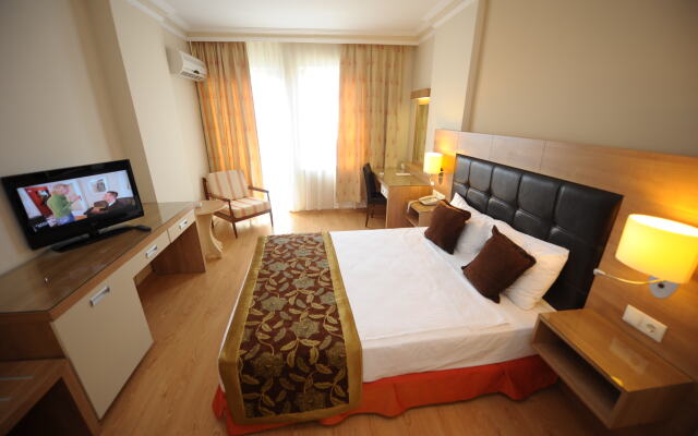 Karael Hotel