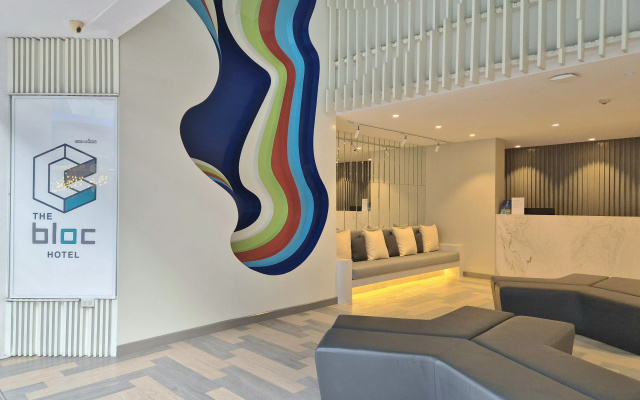 Отель The Bloc Hotel Phuket