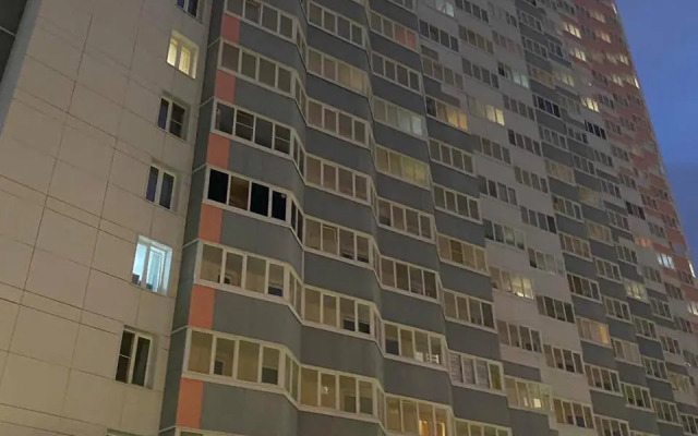 Uyutnaya Studiya Na 20 Etazhe Zhk Mirny Flat