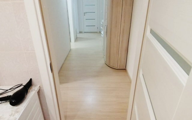 Novin Kvartal Na 11 Etazhe S Panoramnymi Oknami  Apartments