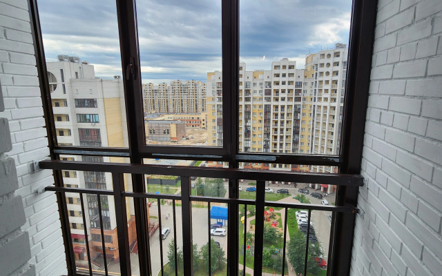 Krasivaya kvartira v tsentre Omska Flat