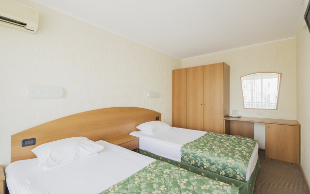 Magnoliya Hotel