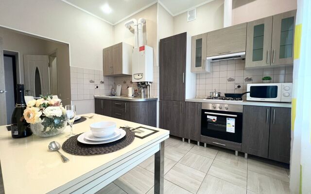 Апартаменты Знаменская 45