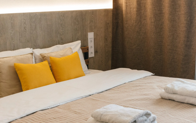 Жилое помещение Просторная дизайнерская студия рядом с центром