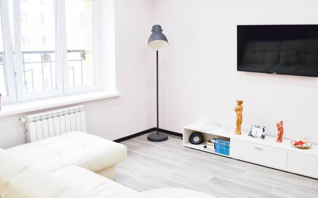 Uyutnaya kvartira na beregu zaliva Flat