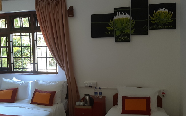 Kandy Green View Bungalow Guest House
