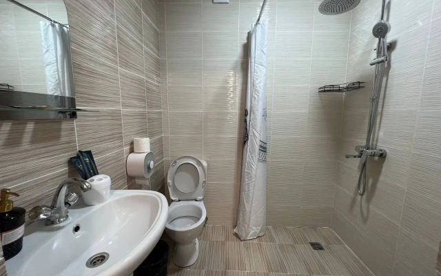 Shatun Hotel