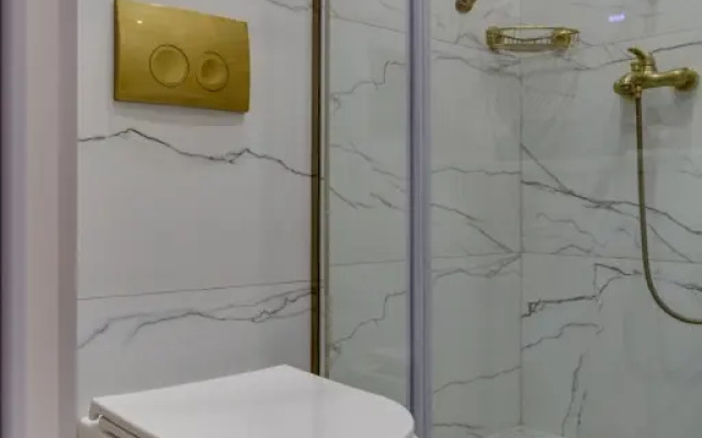 Apartments Biznes-Klassa S Vidom Na Gorod Zhk Metropoliya