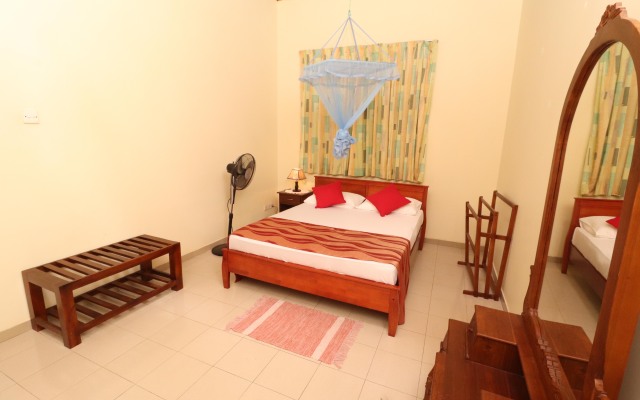 Yoho Granary Homestay Mini-Hotel