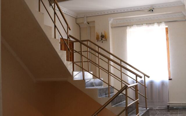 Hotel 333