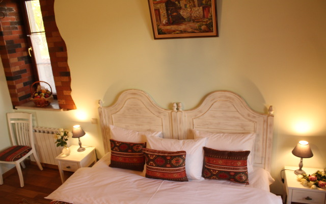 Hinyard Hotel