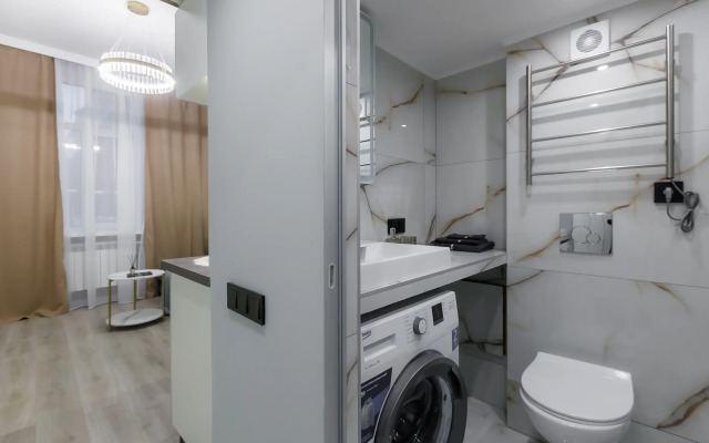 Апартаменты с Дизайнерским Ремонтом в Отличной Локации