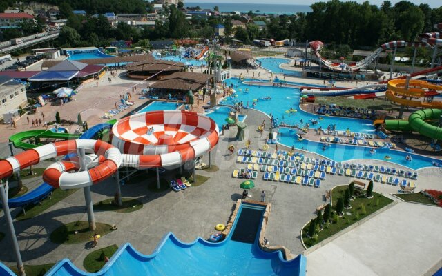 Izumrud Hotel