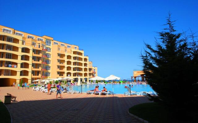 Grand Resort - Menada Apart-Hotel