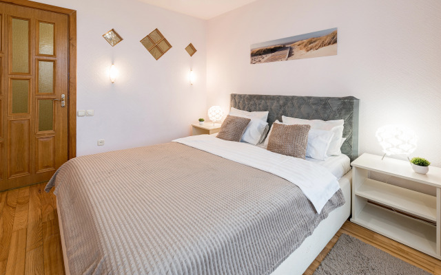 Apart+ Melnikayte 16 Big Apartments