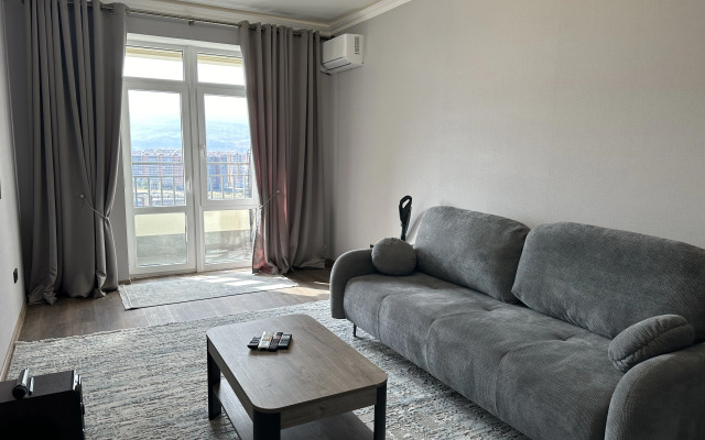 Квартира "Эленика" в Махачкале с видом на озеро и мечеть